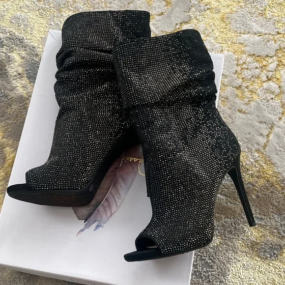 Jessica Simpson Black and Silver Ankle Booties - Picture 1 of 6